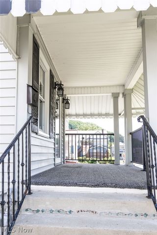 8 Driggs Lane, Bridgeport, OH 43912