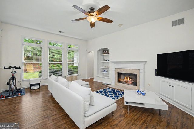 18 Rollingbrook Vista, Newnan, GA 30265
