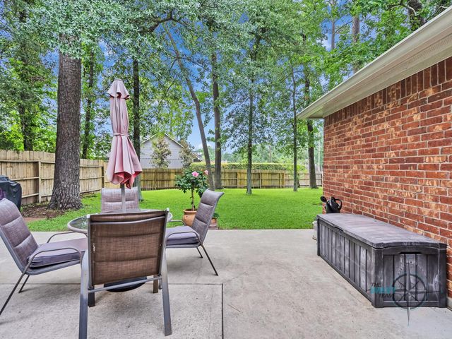 12626 Lake Shore Drive, Montgomery, TX 77356