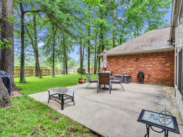12626 Lake Shore Drive, Montgomery, TX 77356