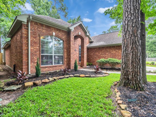 12626 Lake Shore Drive, Montgomery, TX 77356