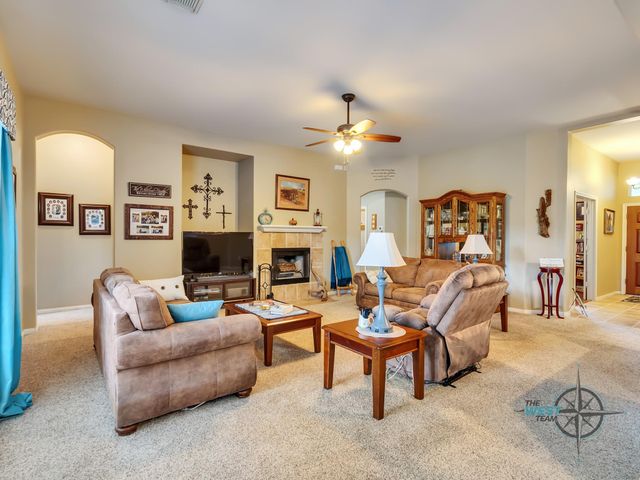 12626 Lake Shore Drive, Montgomery, TX 77356