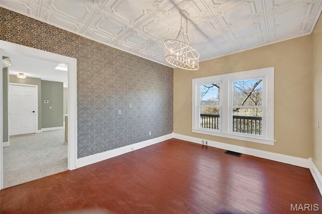 27015 Highway YY, Lebanon, MO 65536