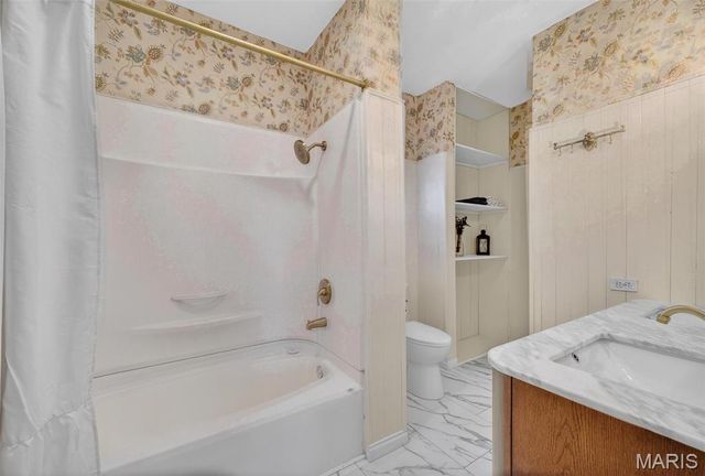 27015 Highway YY, Lebanon, MO 65536