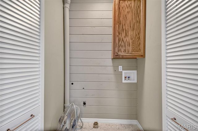 27015 Highway YY, Lebanon, MO 65536