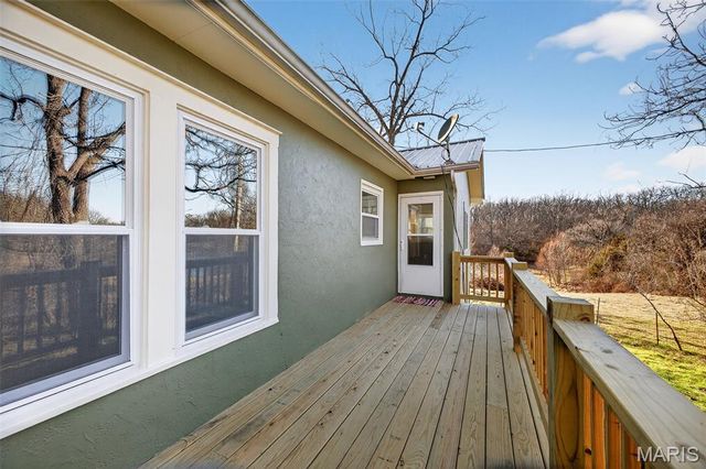 27015 Highway YY, Lebanon, MO 65536