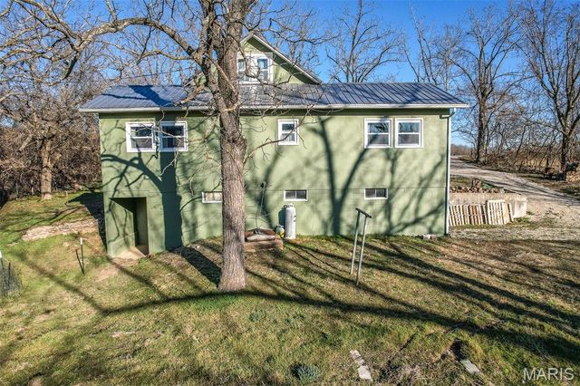 27015 Highway YY, Lebanon, MO 65536