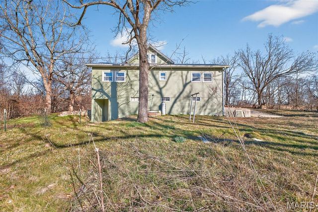 27015 Highway YY, Lebanon, MO 65536