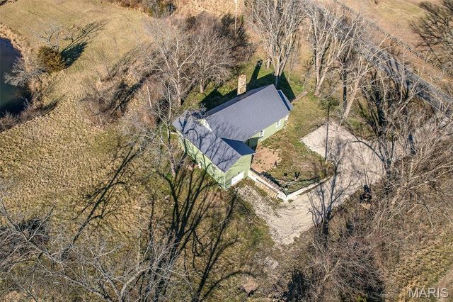 27015 Highway YY, Lebanon, MO 65536