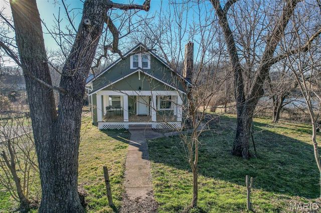 27015 Highway YY, Lebanon, MO 65536