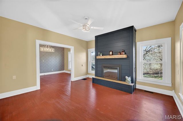 27015 Highway YY, Lebanon, MO 65536