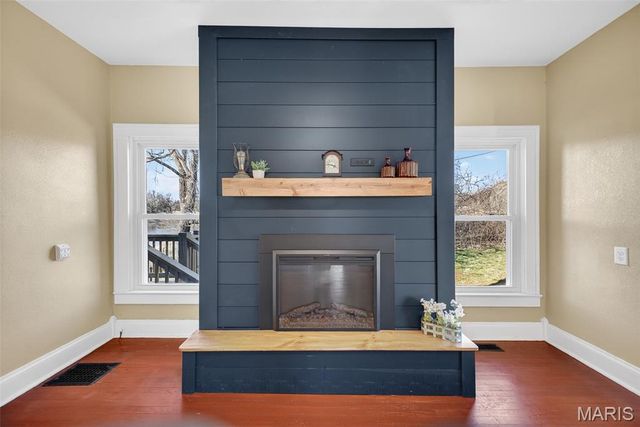 27015 Highway YY, Lebanon, MO 65536