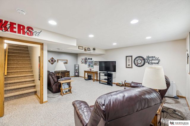 2241 Philadelphia Drive, Lincoln, NE 68521