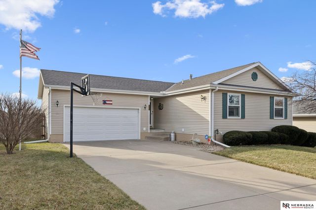 2241 Philadelphia Drive, Lincoln, NE 68521