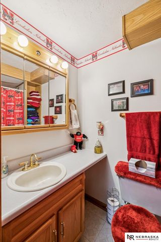 2241 Philadelphia Drive, Lincoln, NE 68521