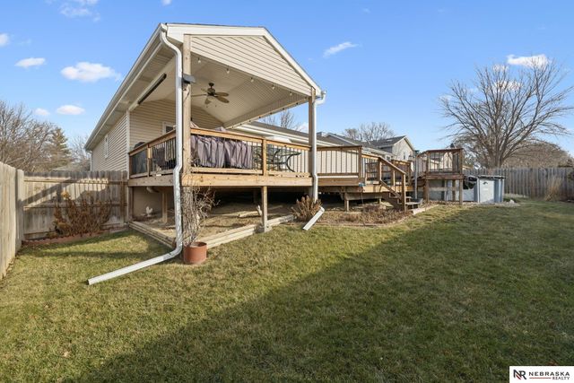 2241 Philadelphia Drive, Lincoln, NE 68521