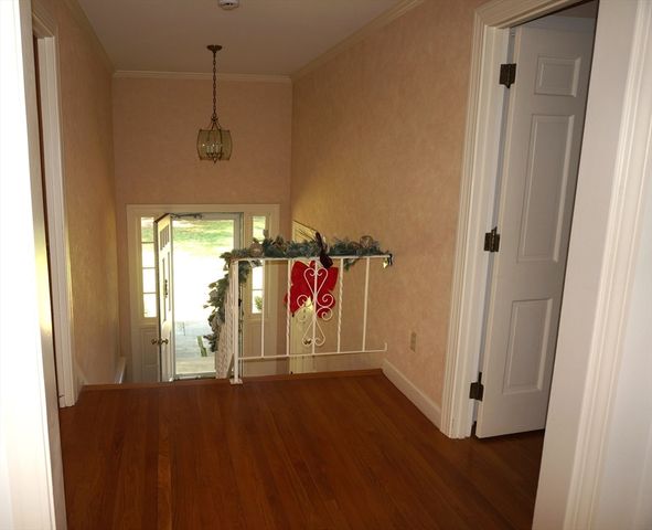 119 Pine Street SF, Weston, MA 02493