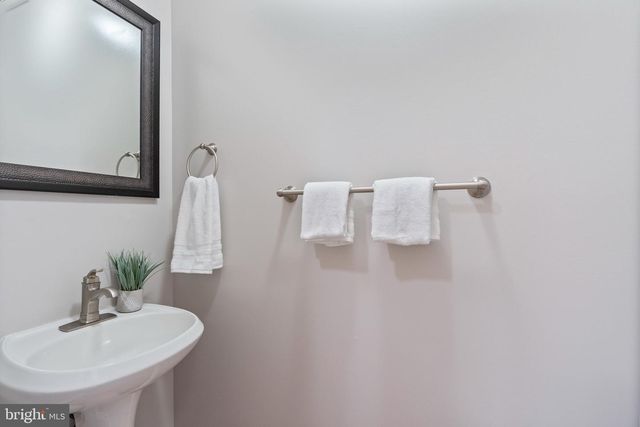 502 DURANGO RD, Catonsville, MD 21228