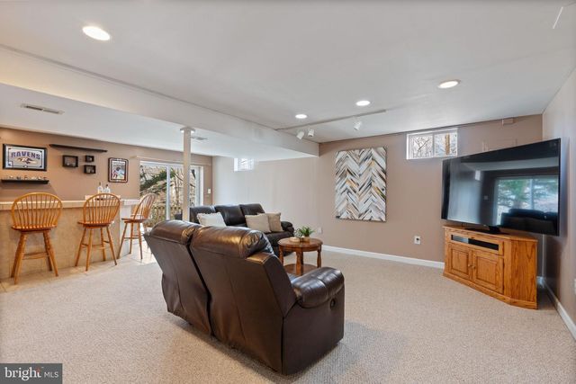 502 DURANGO RD, Catonsville, MD 21228