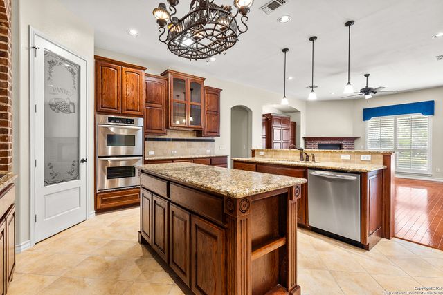 3204 Crystal Path, San Antonio, TX 78259