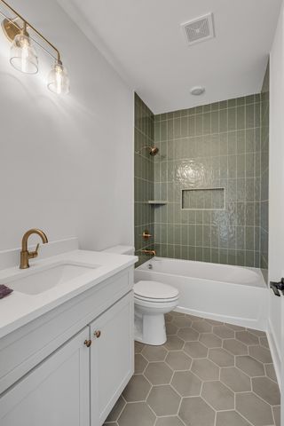 1215 Ben Forkum Drive, Lebanon, TN 37087