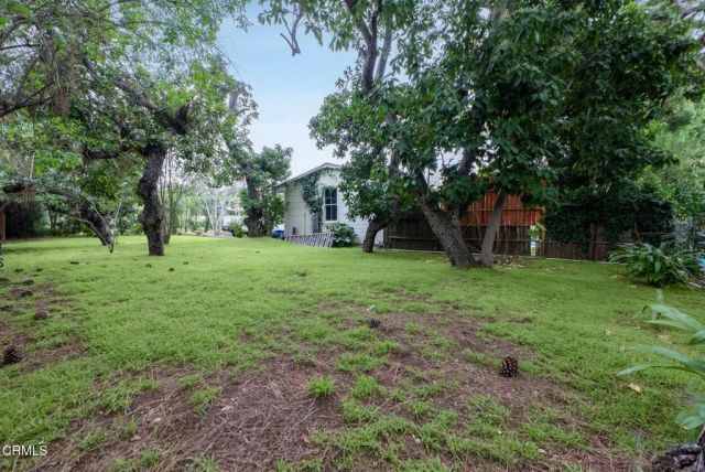 1825 S El Molino Avenue, San Marino, CA 91108