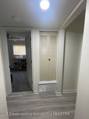 5535 W Saint Joseph Highway B3, Lansing, MI 48917