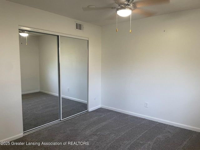 5535 W Saint Joseph Highway B3, Lansing, MI 48917