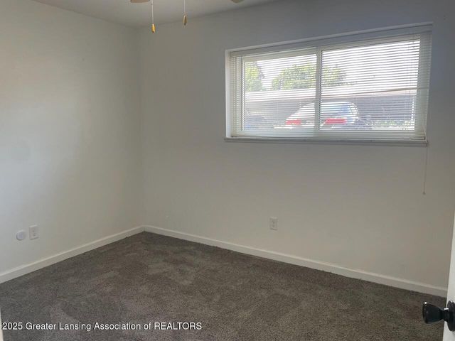 5535 W Saint Joseph Highway B3, Lansing, MI 48917