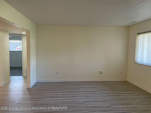 5535 W Saint Joseph Highway B3, Lansing, MI 48917