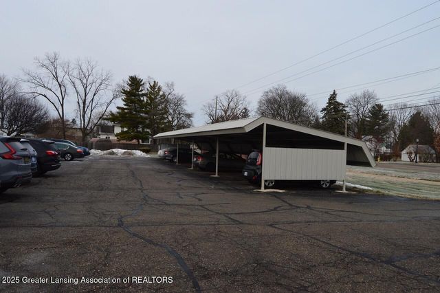 5535 W Saint Joseph Highway B3, Lansing, MI 48917