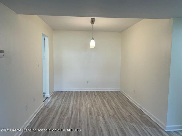 5535 W Saint Joseph Highway B3, Lansing, MI 48917