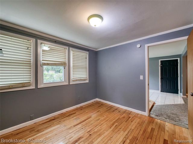 3023 Baker Heights, Grand Blanc, MI 48507