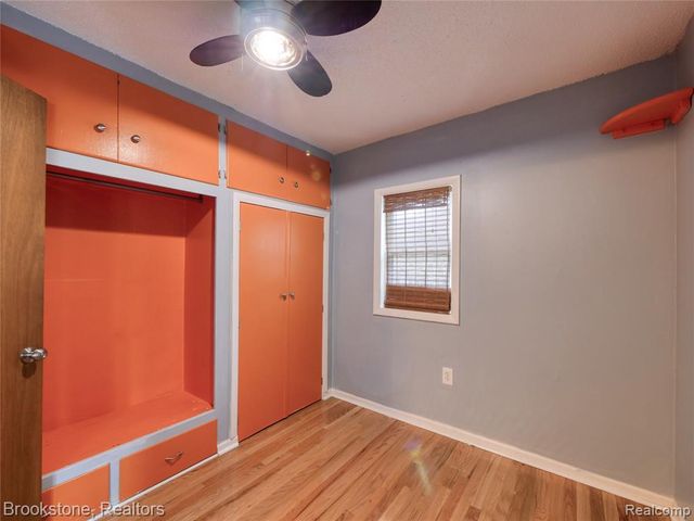 3023 Baker Heights, Grand Blanc, MI 48507