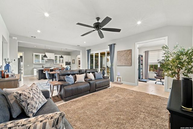 304 Drawing Maple St, San Marcos, TX 78666