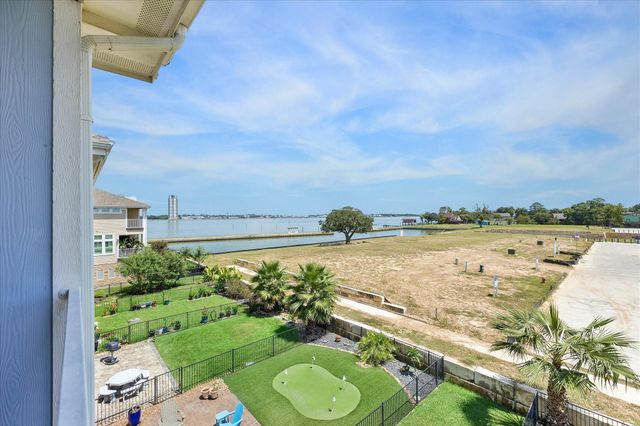 1420 Veranda Mist, League City, TX 77573