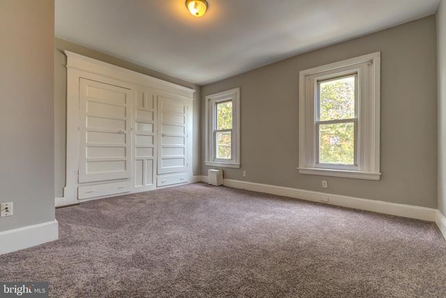 327 N PRESTON ST, Philadelphia, PA 19104