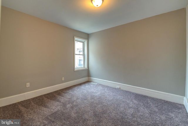 327 N PRESTON ST, Philadelphia, PA 19104