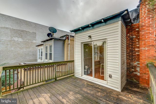 327 N PRESTON ST, Philadelphia, PA 19104