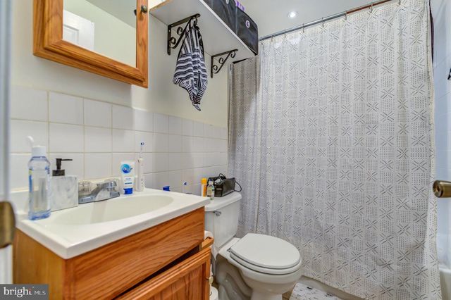 327 N PRESTON ST, Philadelphia, PA 19104