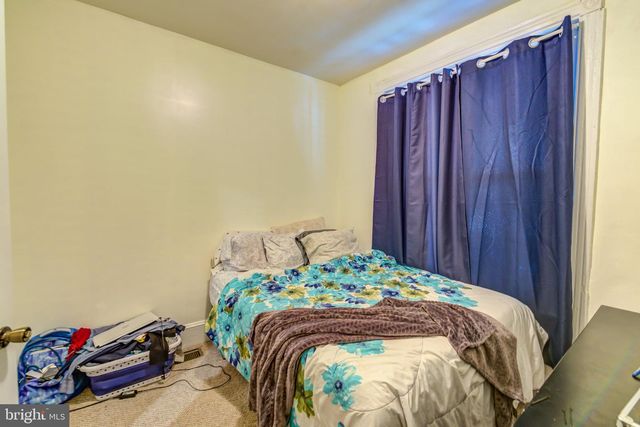 327 N PRESTON ST, Philadelphia, PA 19104