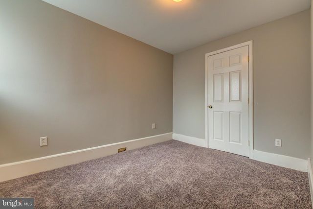 327 N PRESTON ST, Philadelphia, PA 19104