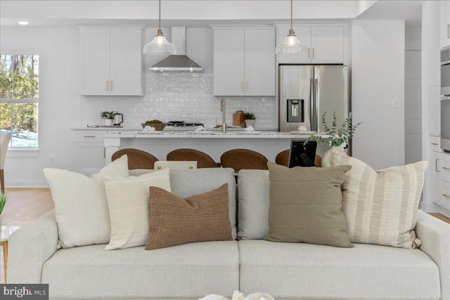 1340 E WEST SHADY SIDE RD, Shady Side, MD 20764