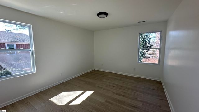 140 Lanier Street, Spartanburg, SC 29303