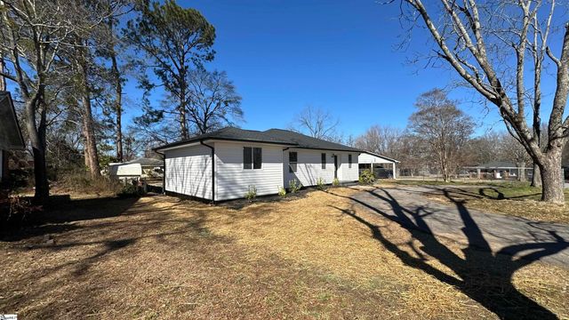 140 Lanier Street, Spartanburg, SC 29303