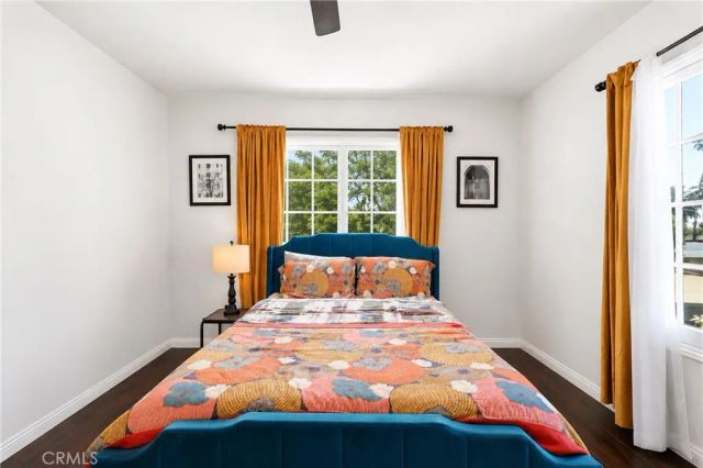 1394 N Raymond, Pasadena, CA 91103