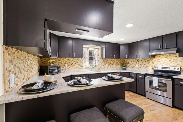 17504 THOMAS BOULEVARD, Hudson, FL 34667