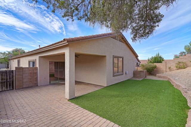 5582 W Sunset Vista Place, Marana, AZ 85658
