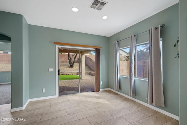 5582 W Sunset Vista Place, Marana, AZ 85658