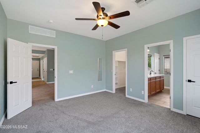 5582 W Sunset Vista Place, Marana, AZ 85658
